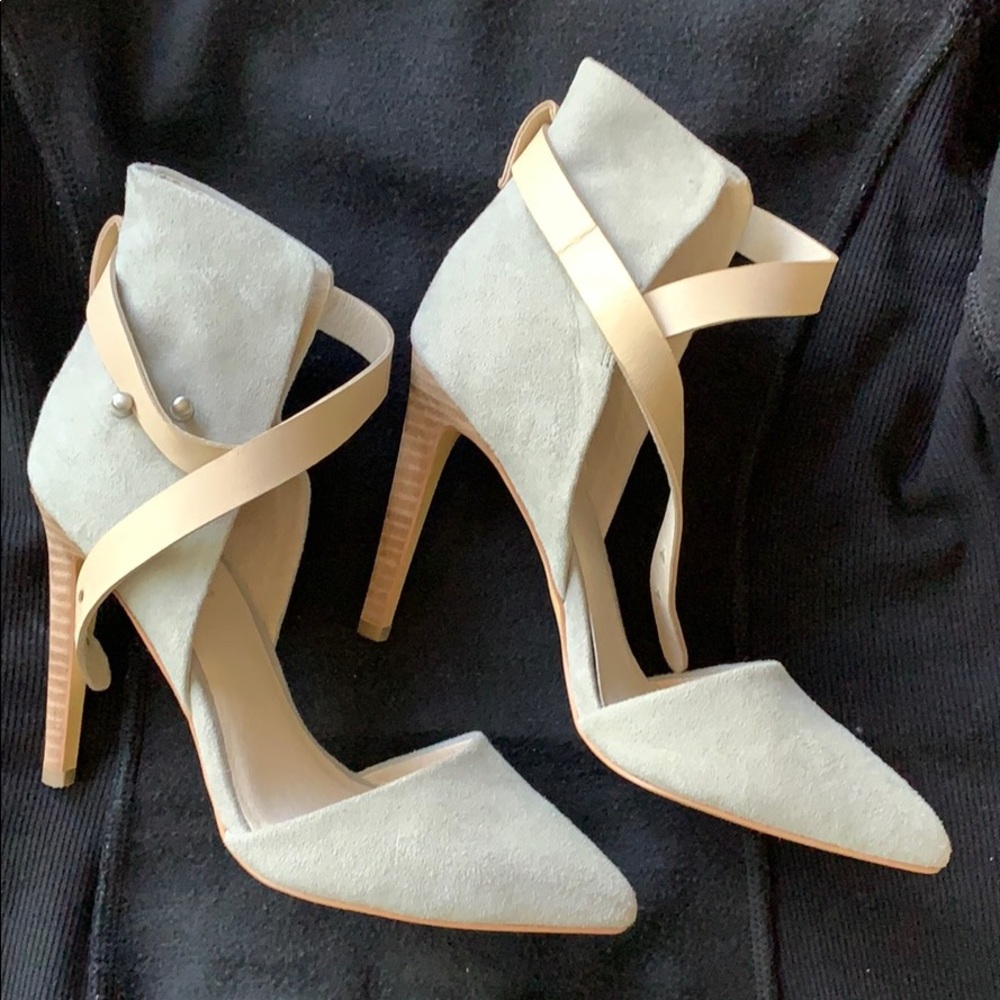 Joe’s jeans Laney heels